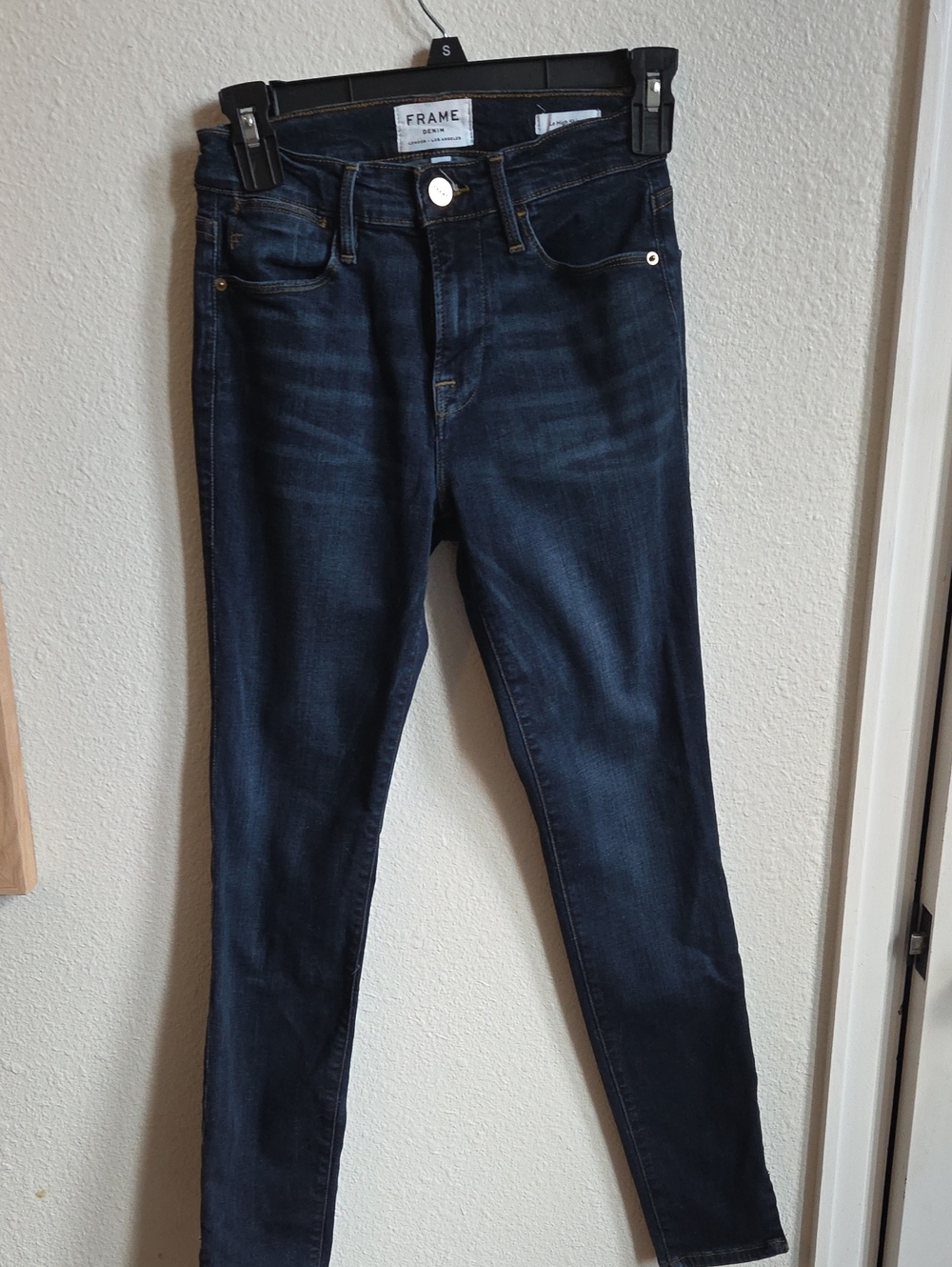 Frame Denim Women's Dark Indigo Skinny Jeans